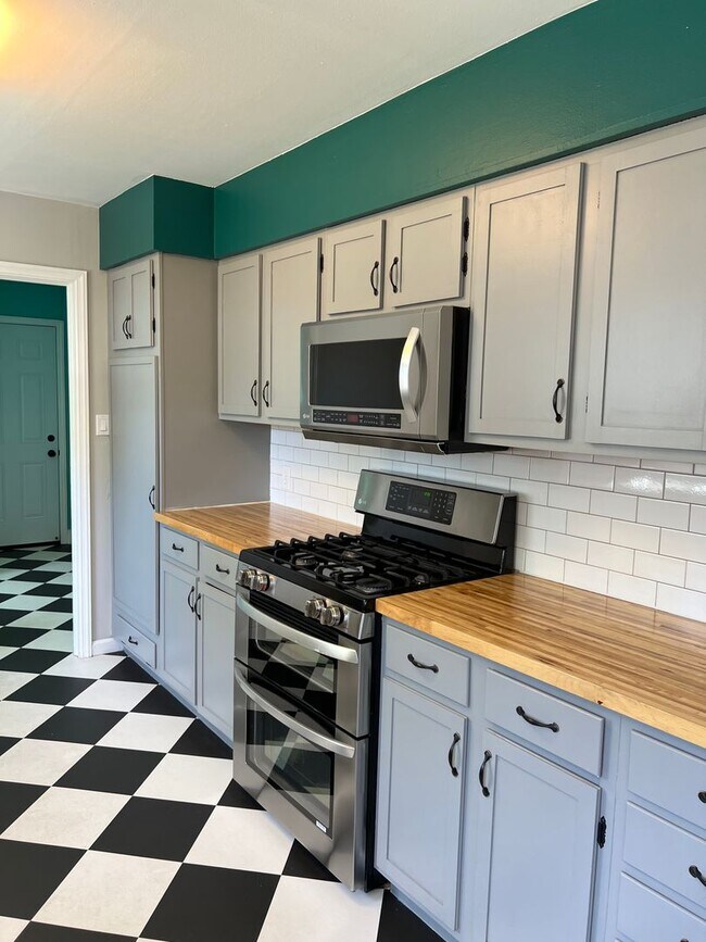 Foto del edificio - Move In Ready in Desirable Reno Neighborhood