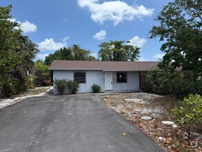 Building Photo - 7776 Overlook Rd