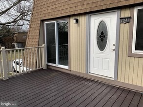 Building Photo - 7932 Silverada Pl
