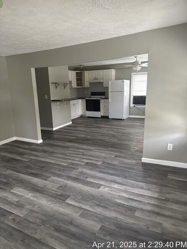 Foto principal - 463 Carvel Beach Rd