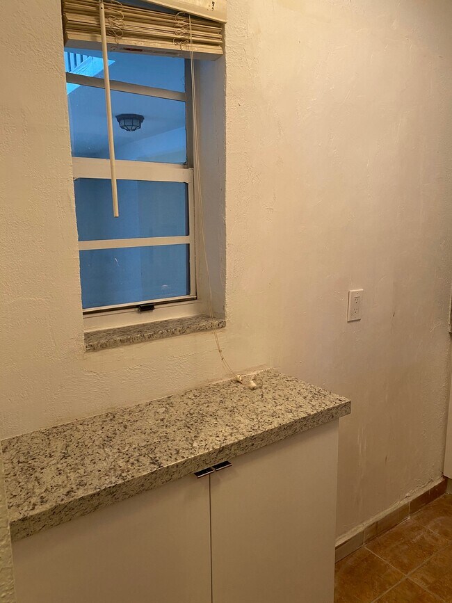 Kitchen Window - 6713 N Kendall Dr