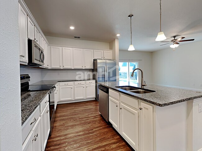 Building Photo - 574 Tumbled Stone Way