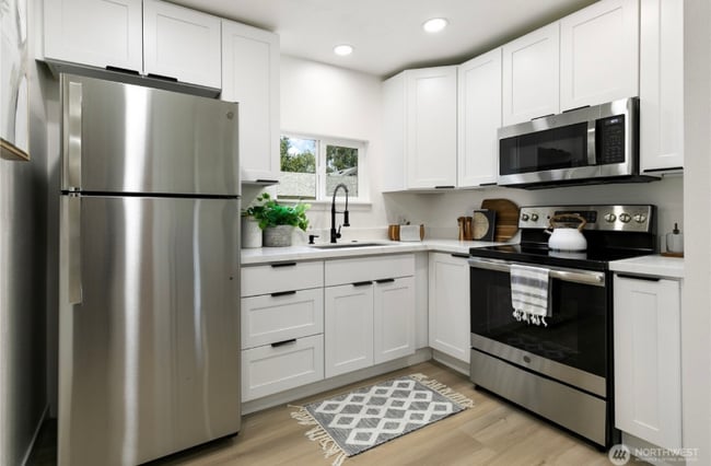 Building Photo - 11 SW 100th St