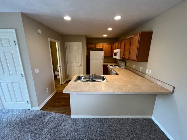 Foto del edificio - 2128 Sherwood Ave