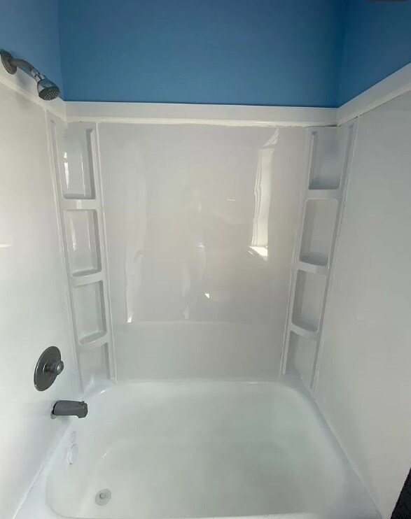 Shower/Bath - The Apartments at Liberty Rose