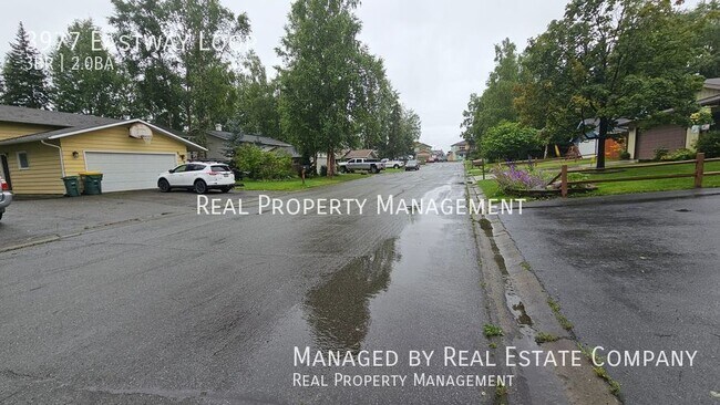 Building Photo - 3977 Eastway Loop