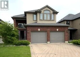 Building Photo - 858 Roulston St