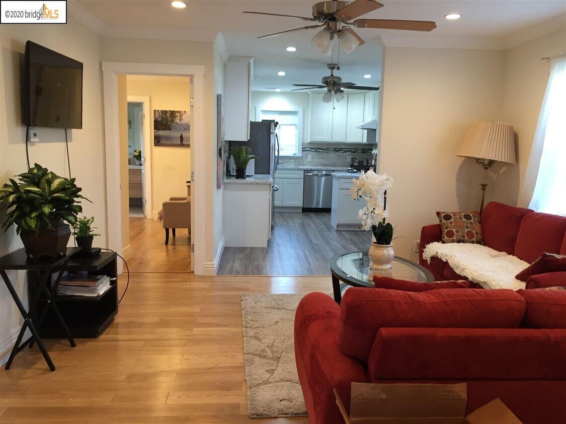 Foto principal - 1425 Harmon St