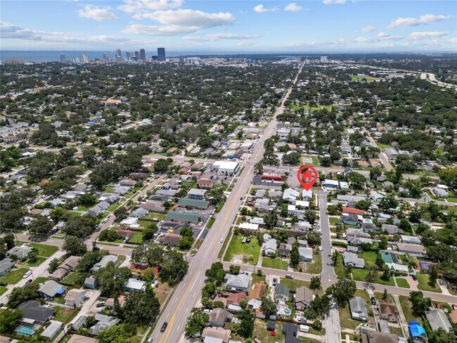 Foto del edificio - 1631 31st Ave N