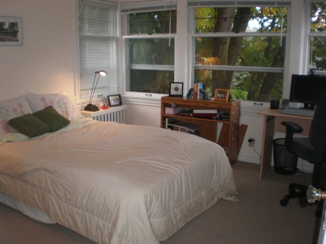 Bedroom - 2519 20th Ave E