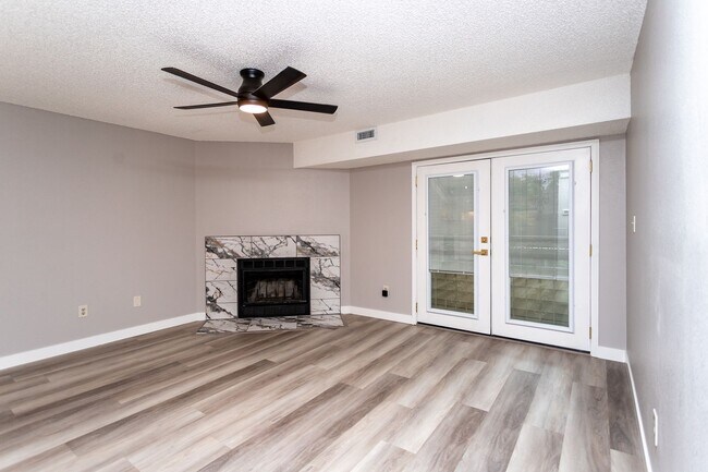 Foto del edificio - Cozy 2 bedroom, 1 bathroom retreat in a Gated Community!