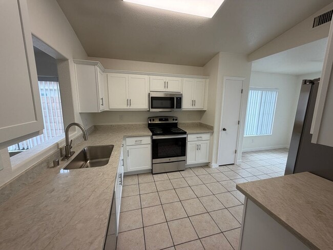 Photo - 12710 West Ash Street House