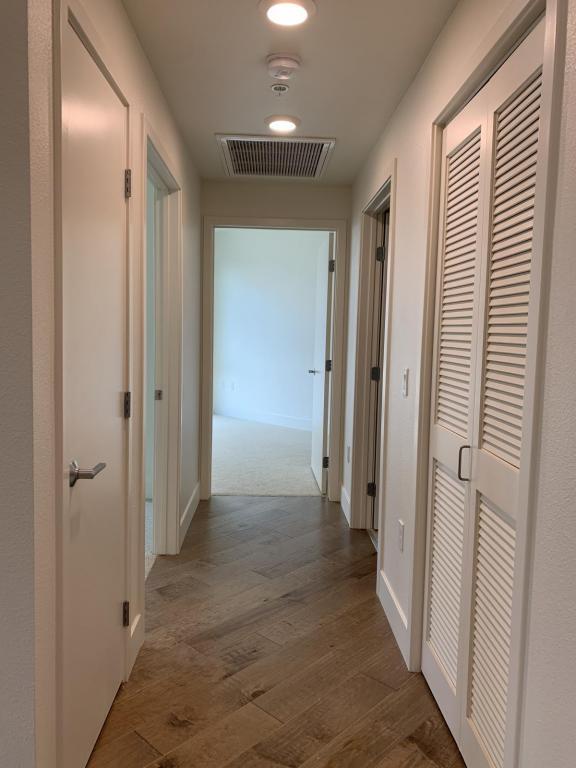 Foto del edificio - 657 Walnut Street  Unit #442