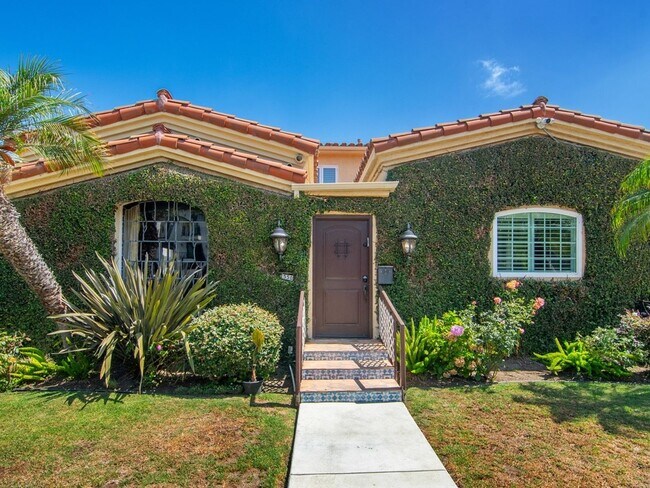 Building Photo - 6 Bedroom Single Family Home in Los Angeles