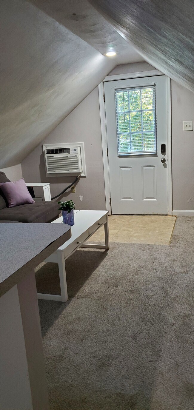Living rm3 - 1200 Dune St