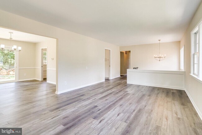 Foto del edificio - 518 N Littleton St