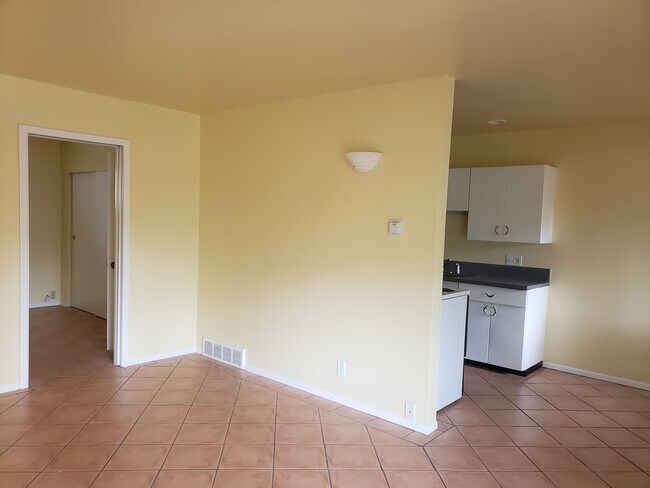 Foto del edificio - 903 E Laird Ave
