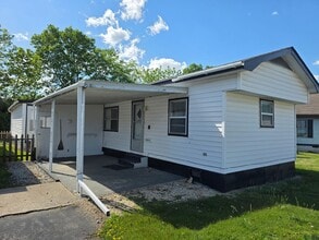 Building Photo - 400 Wexford Dr