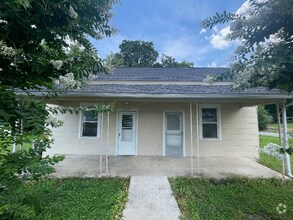 Building Photo - 1515 Bailey St