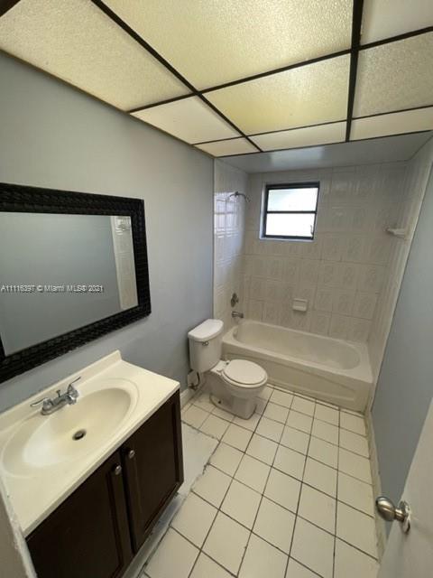 Building Photo - 13903 NE 3rd Ct