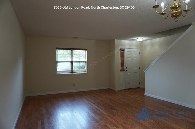 Foto del edificio - 8063 Old London Rd