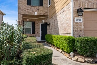 Building Photo - 18723 Cypress Loch Dr