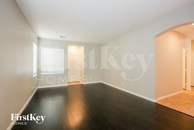 Building Photo - 6229 Green Heron St
