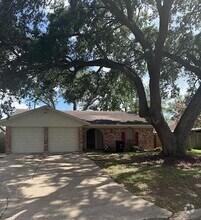 Building Photo - 10815 Overlea Dr