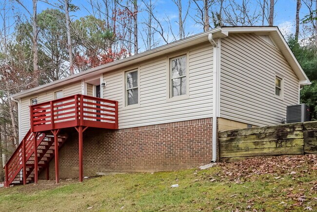 Building Photo - 3449 Pinehurst Rd