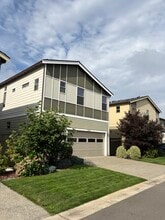 Building Photo - 32953 Skyline Ln