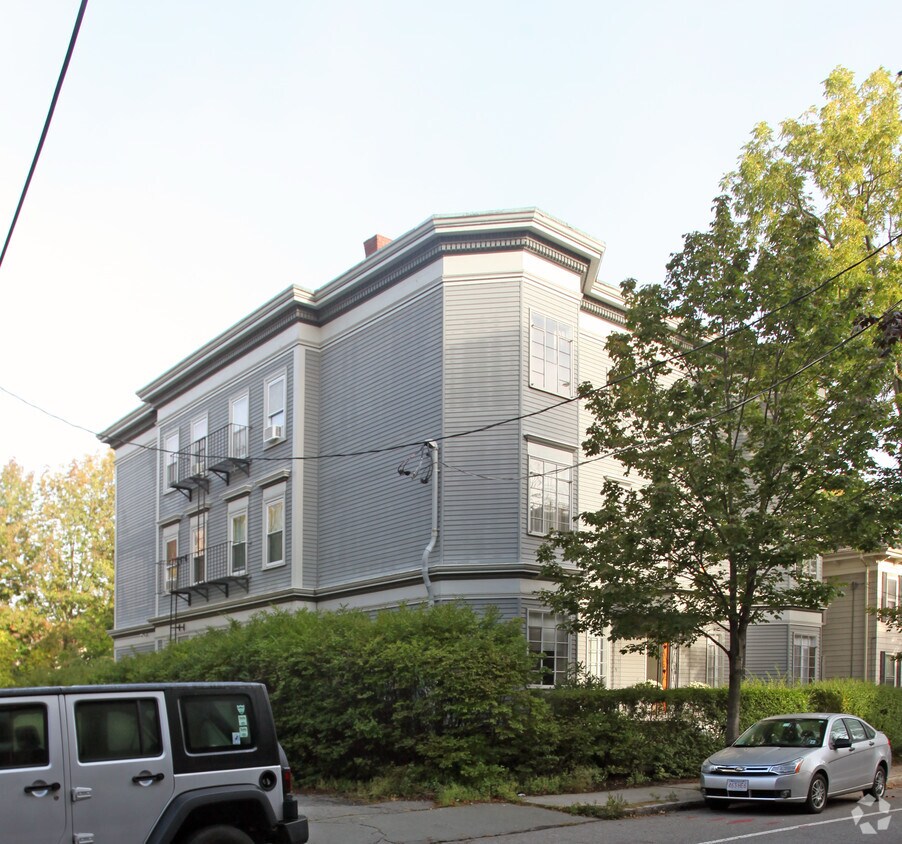 Building Photo - 21 Ellery St