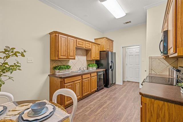 Building Photo - 502 S Main St