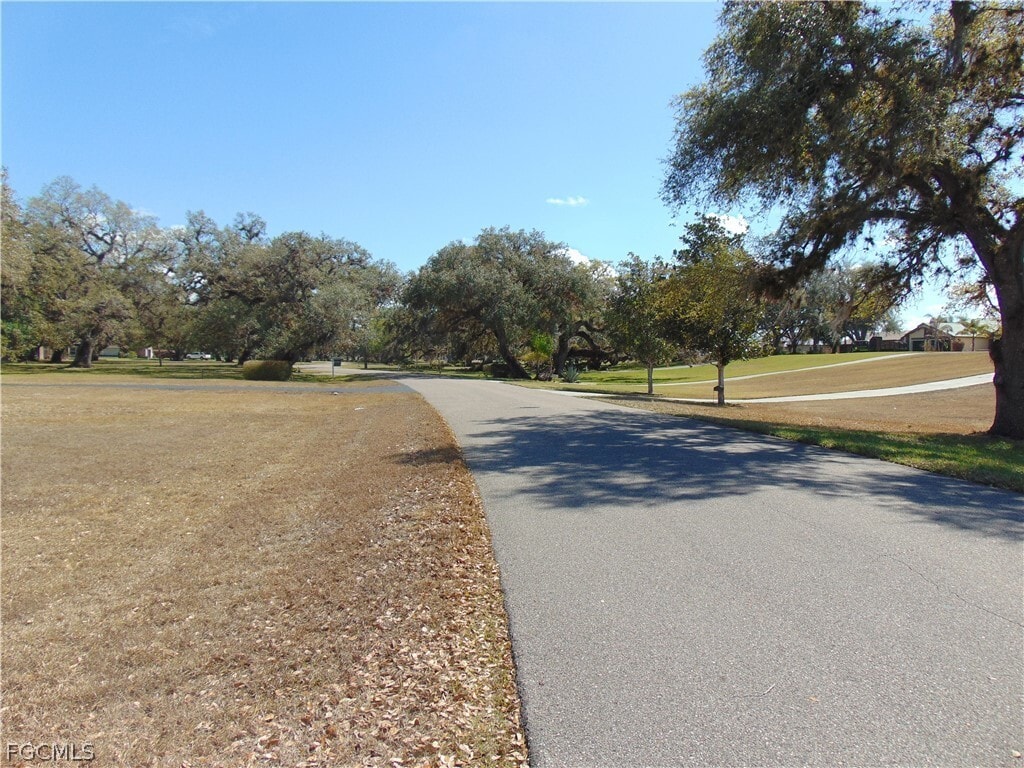 Foto del edificio - 1092 Riverbend Dr