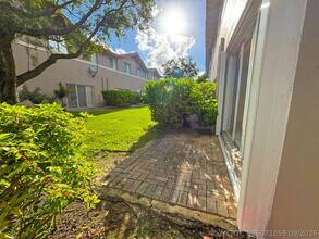 Building Photo - 3118 Coral Ridge Dr