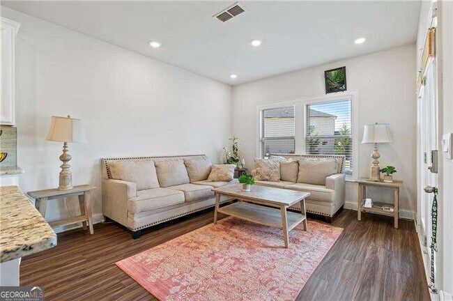 Building Photo - 6505 Trailway Trace