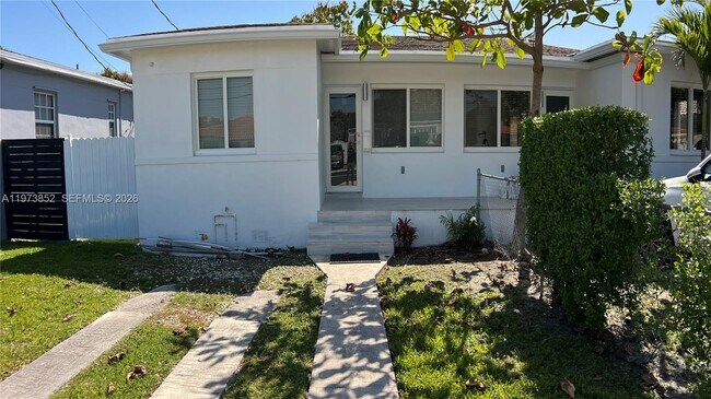 Foto del edificio - 2800 SW 25th St