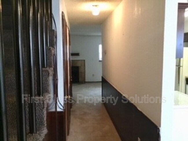 Foto del edificio - 3605 N Kelley Ave