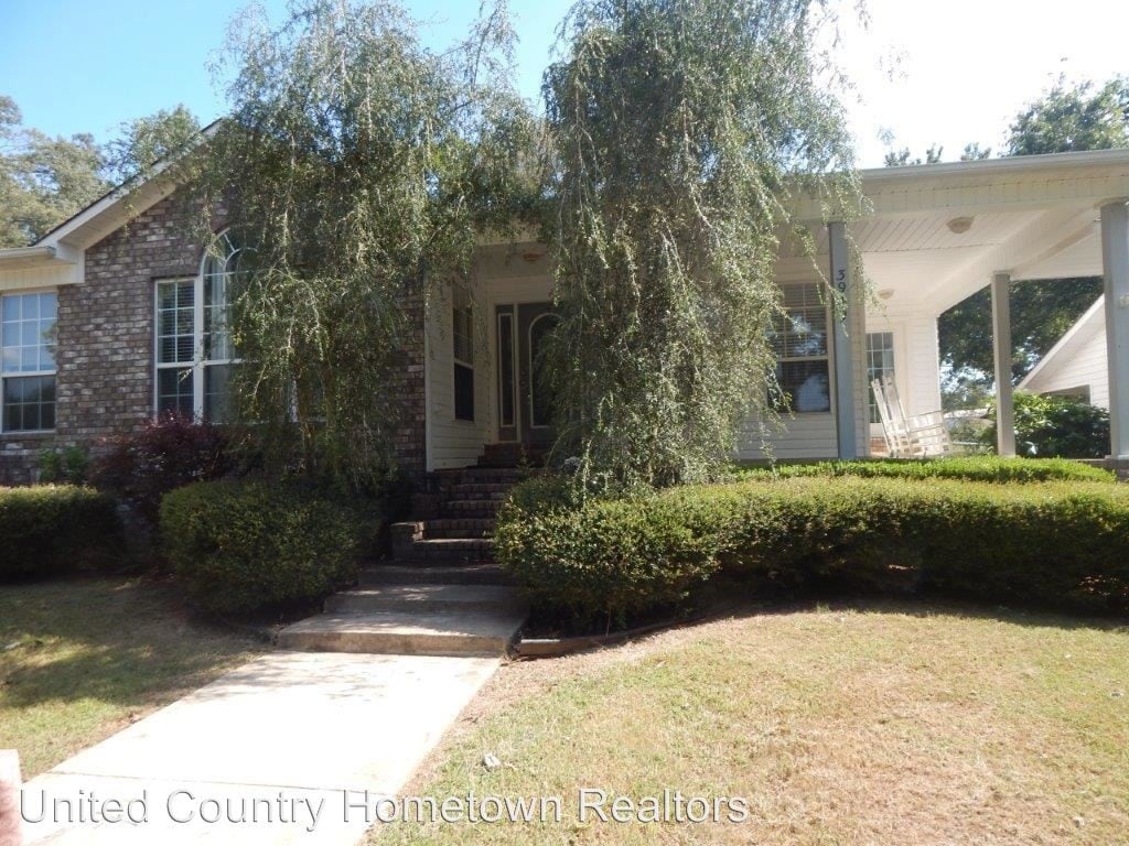 Primary Photo - 3949 Highway 128