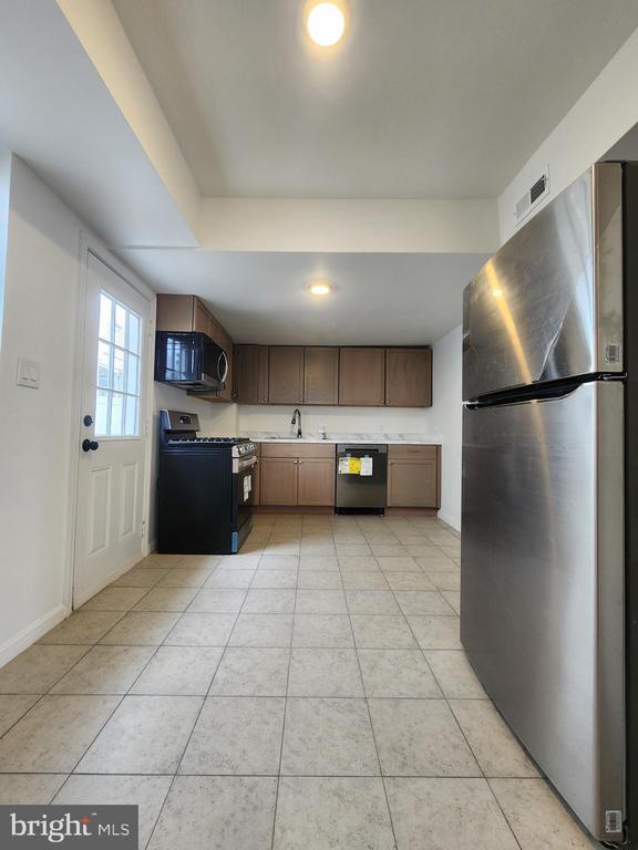 Foto del edificio - 4244 Clay St NE