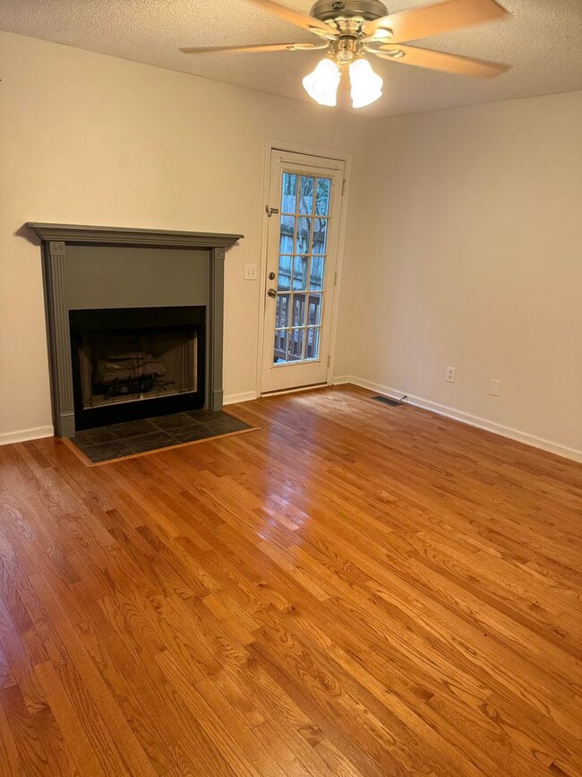 Building Photo - Beautiful Irmo Property FOR RENT