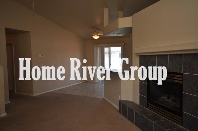 Foto del edificio - 10638 Gossamer St