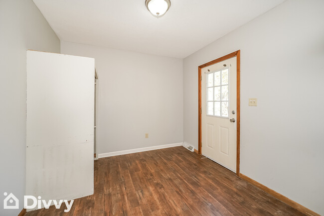 Foto del edificio - 2801 Shepler Church Ave SW