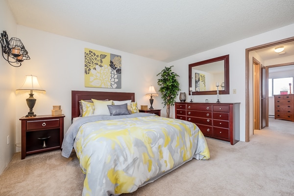 Interior Photo - Crystal Springs
