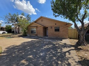 Building Photo - 1703 Violeta Ct