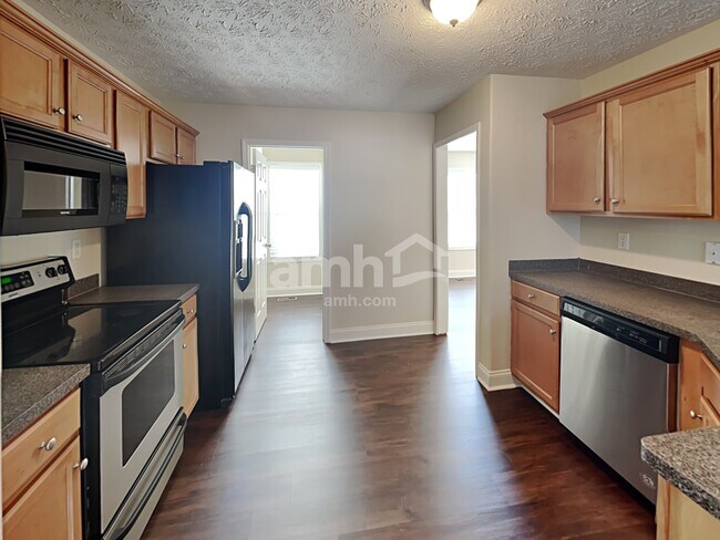 Foto del edificio - 3892 Refinement Way