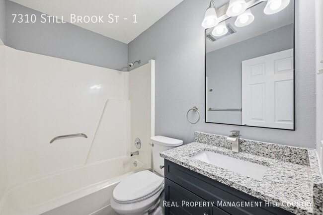 Foto del edificio - 7310 Still Brook St