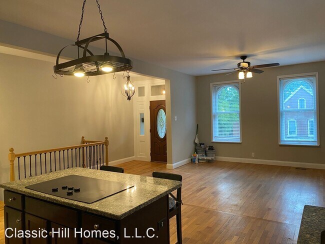 Building Photo - 2 br, 1 bath House - 5634 Reber Place