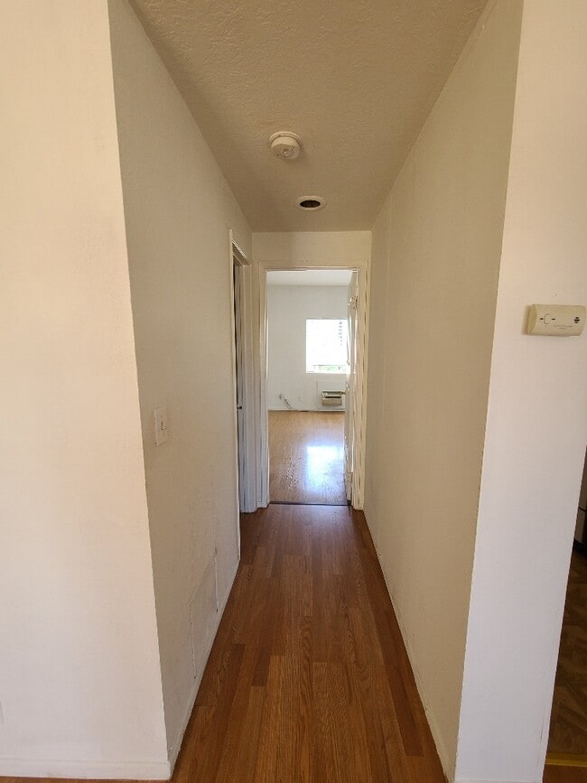 Building Photo - 11249 Emelita St
