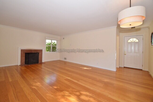 Foto del edificio - Adorable Home in Ideal San Anselmo Neighbo...