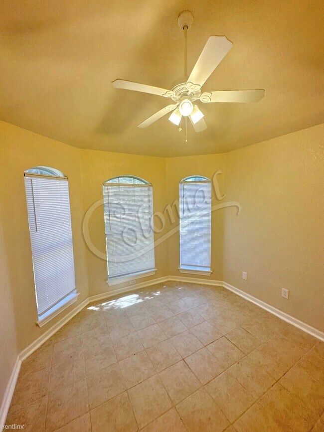 Foto del edificio - 4 br, 2 bath House - 514 Moccasin Dr